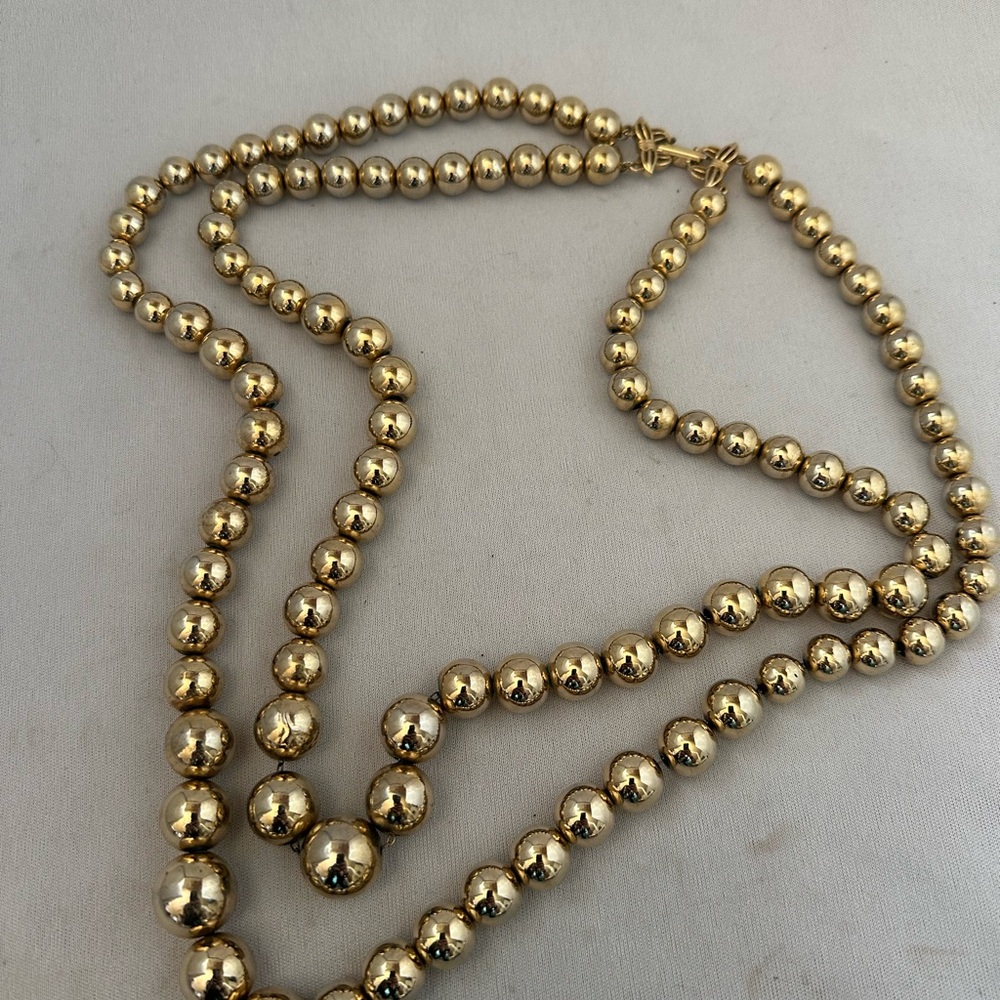 Vintage Marvella gold tone double strand graduated bead necklace - Picture 2 of 4